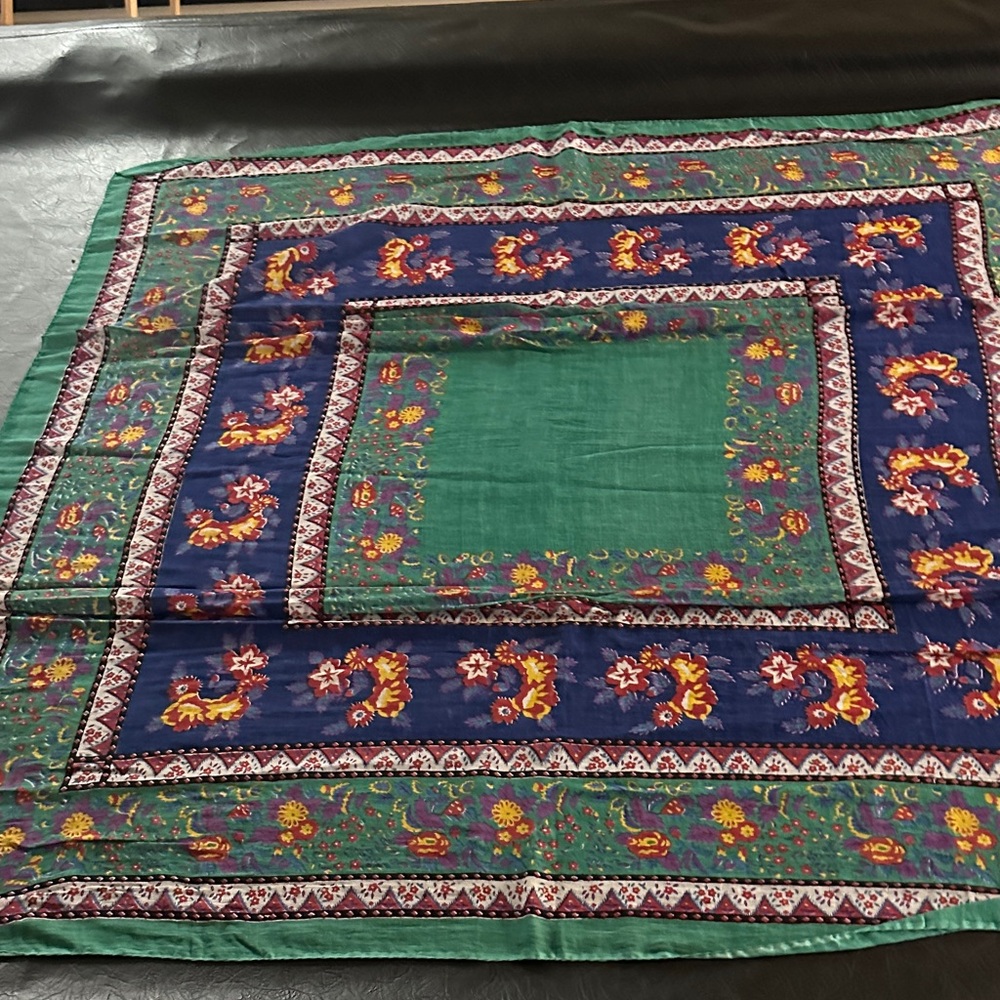 Vintage Floral Printed Square Scarf in Green and Navy